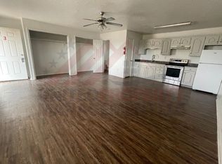 606 N 6th St, Carlsbad, NM 88220