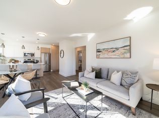 1450 Avenue Rd #3, Toronto, ON M5N2H7