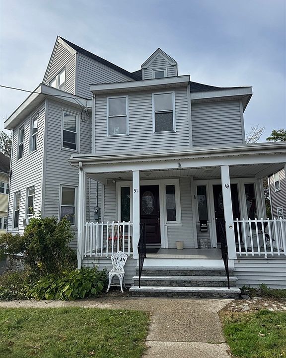 1st image of 49 Holmes St #3A