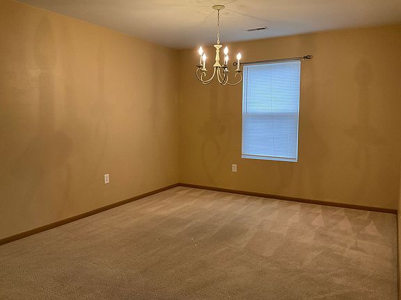 4th image of 1541 Autumn Lakes Ln