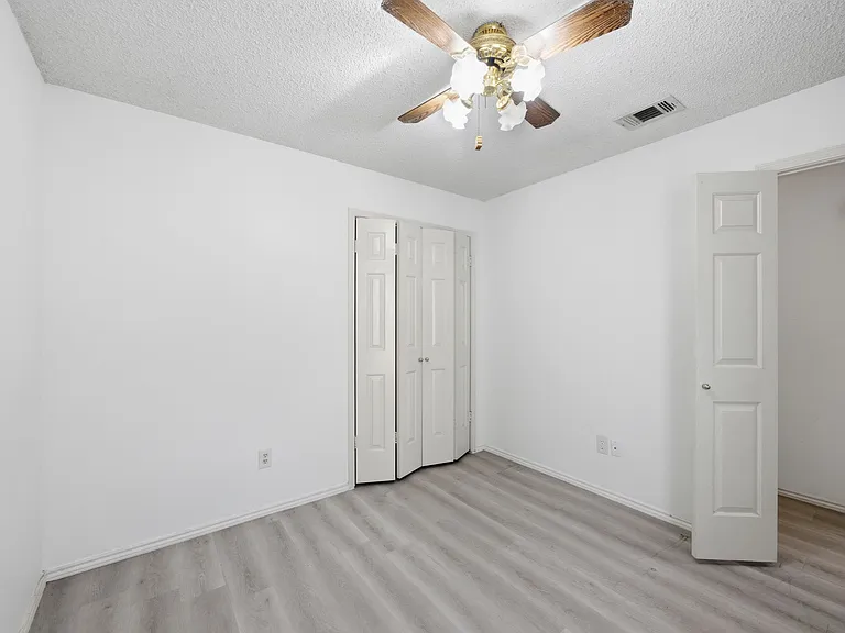 2103 Overview Ln — Photo 19