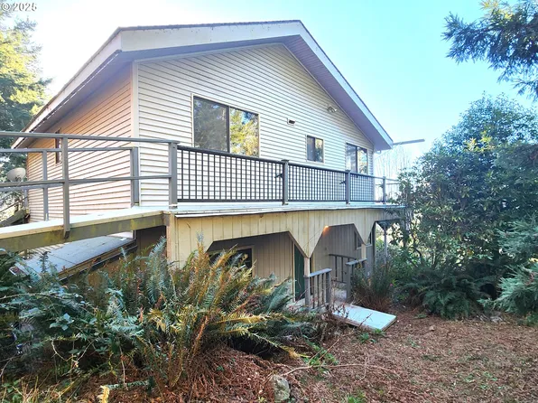 96335 Wildwood Rd, Brookings, OR 97415