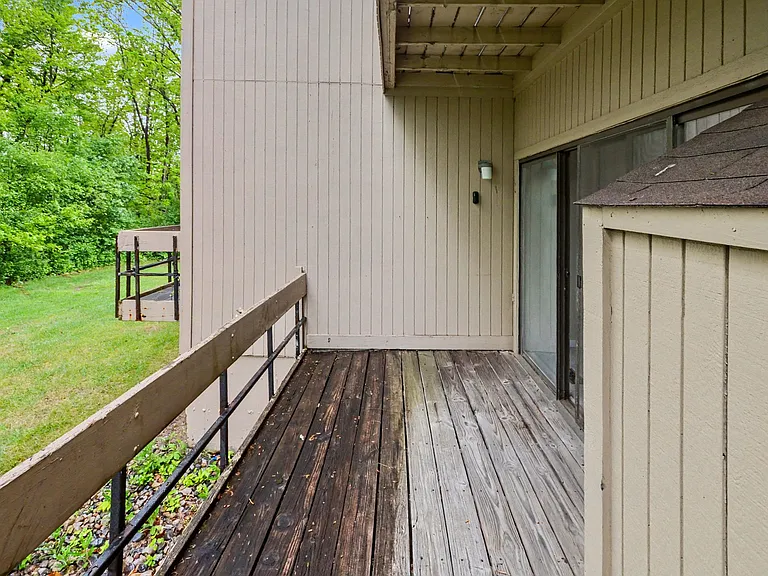 7440 Azalea Ct — Photo 17