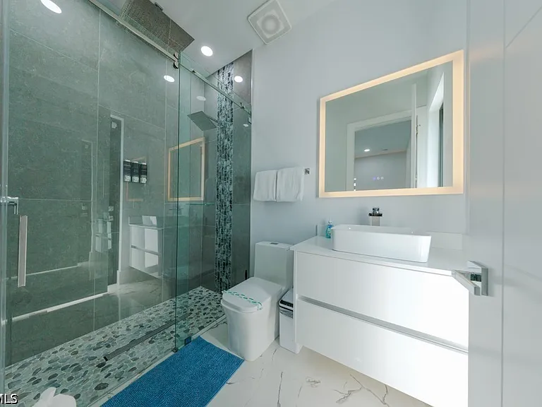 4024 Chiquita Blvd S — Photo 16