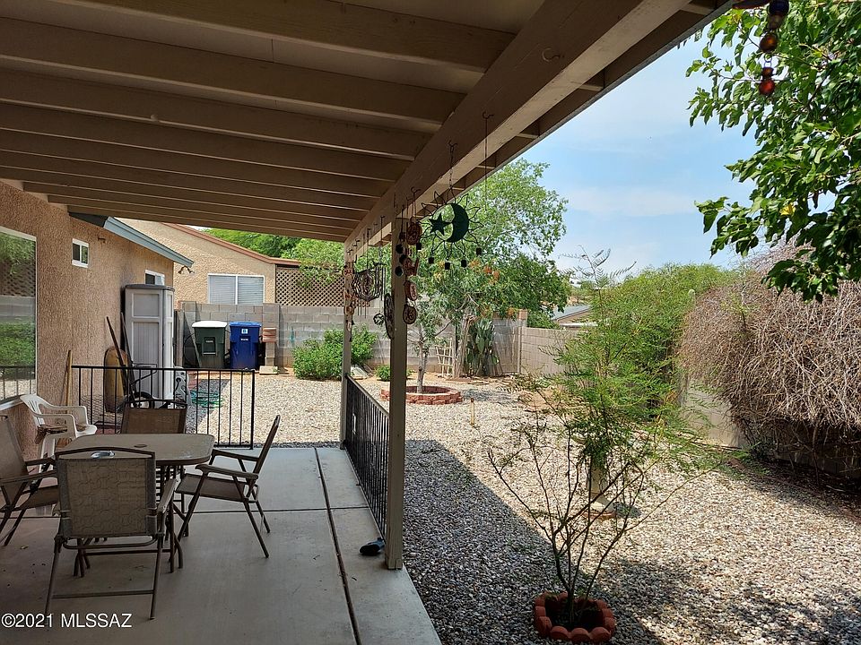 2nd image of 8879 E Fairway Groves Dr