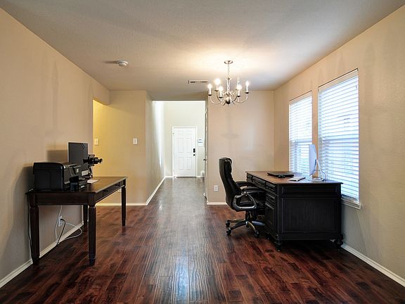 3rd image of 10533 Bolivar Dr
