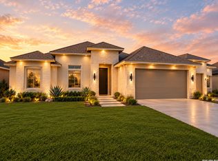 744 Encinal Dr, Eagle Pass, TX 78852