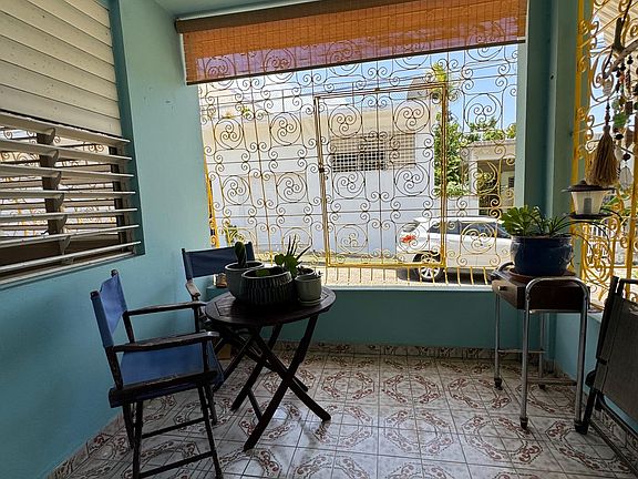 2nd image of 10 Calle Barbosa Manati