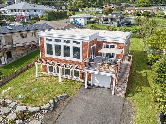 2nd image of 2315 Island Dr NW
