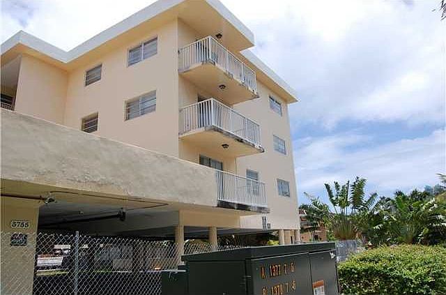 2nd image of 3755 NE 167th St APT 33