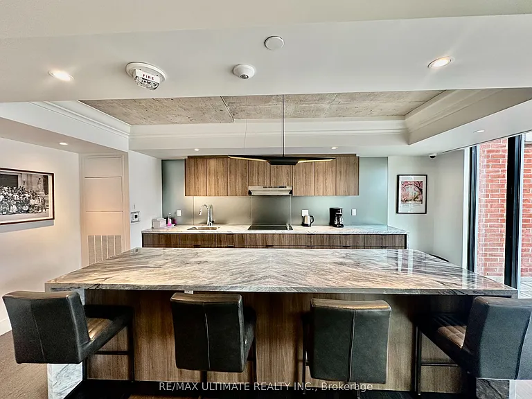 57 Brock Ave #704 — Photo 35