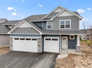 7600 Osakis St, Lino Lakes, MN 55038