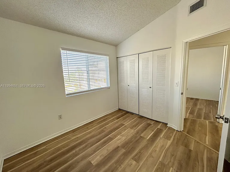 6255 Kendale Lakes Cir #225 — Photo 38