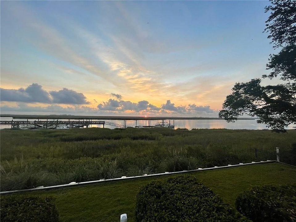 1st image of 1102 Plantation Point Dr