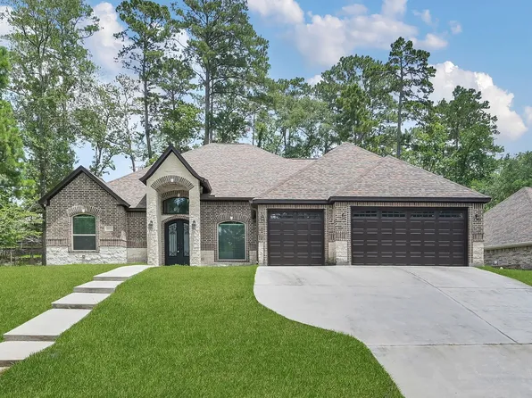 2172 Greentree Dr, Huntsville, TX 77340