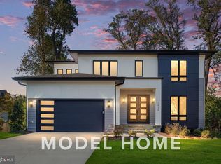1901 Ware Rd, Falls Church, VA 22043