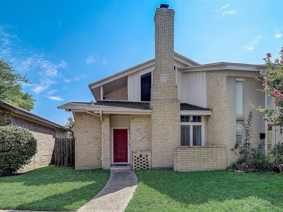 1st image of 2209 Brigadoon Ct