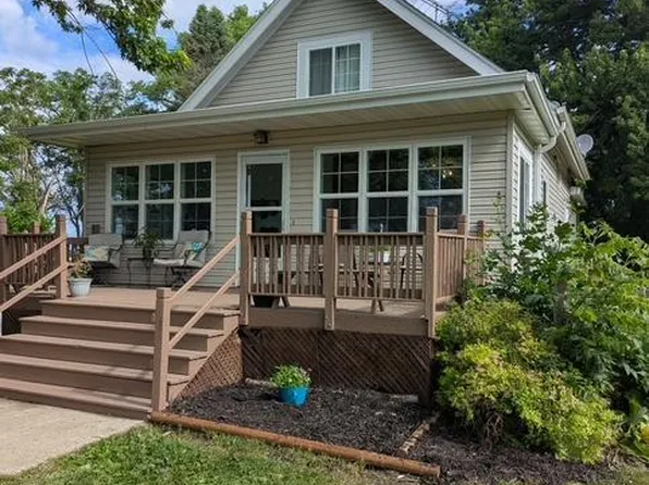 48760 10th Ave, Kenyon, MN 55946