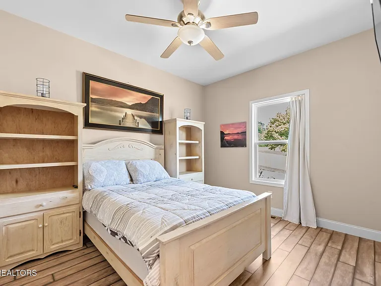 135 Lake Overlook Dr — Photo 8