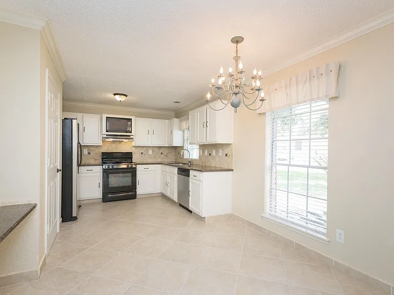 4106 Kitchen Hill Ln — Photo 13
