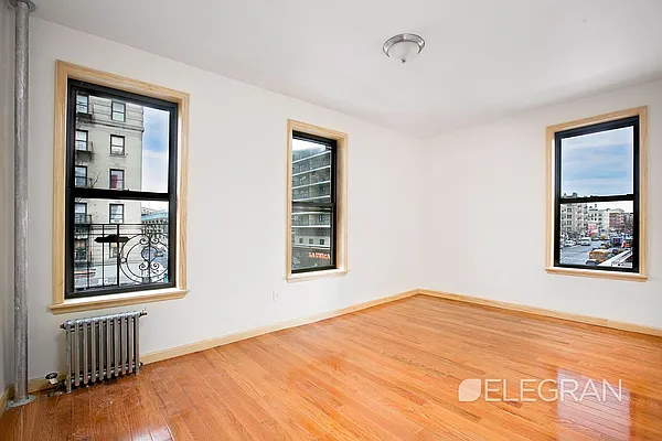 Rented by (Legacy) Elegran | media 5