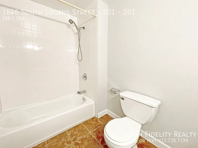 1846 S Loomis St #201 — Photo 6