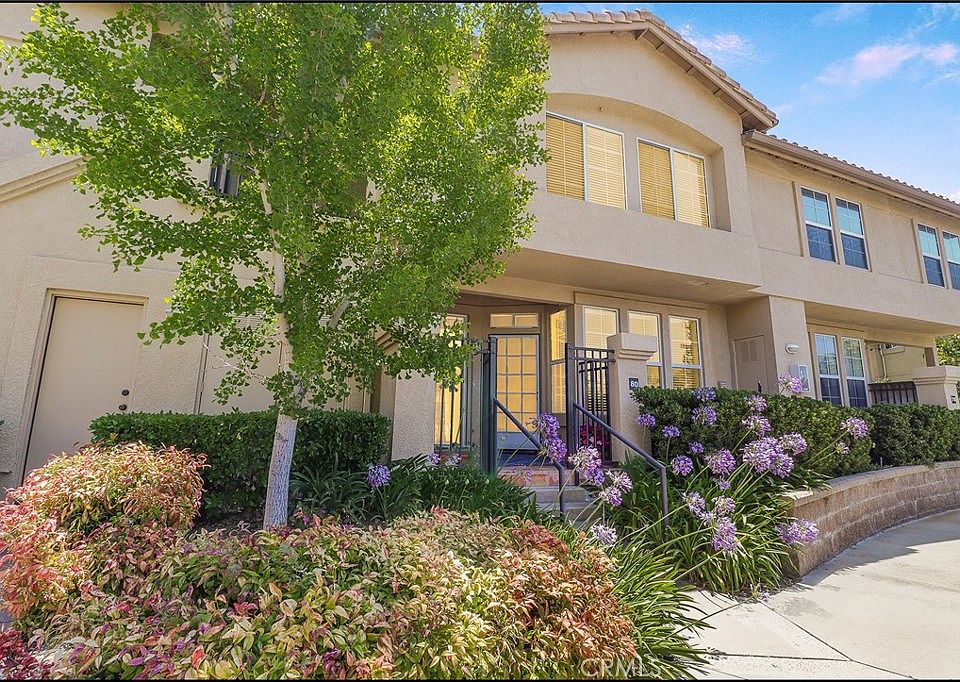 1st image of 80 Waxwing Ln