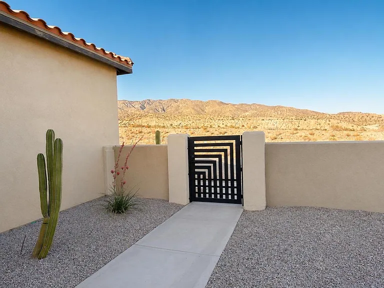 11495 Foxdale Dr — Photo 22