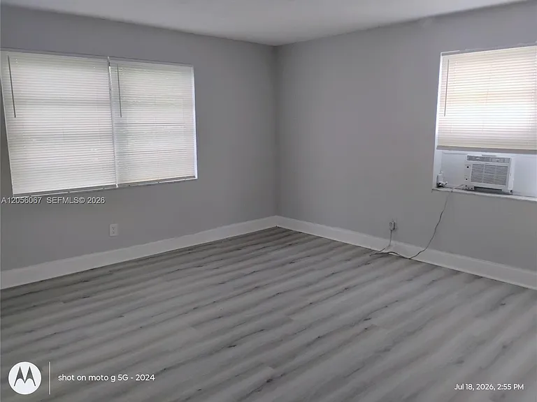 4321 W Hallandale Beach Blvd #1 — Photo 21