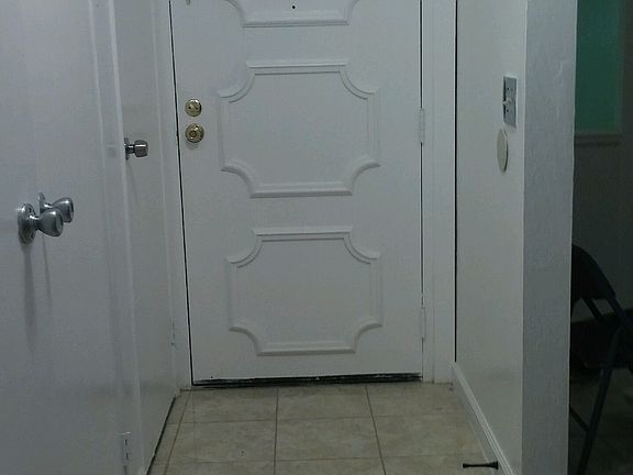 3rd image of 8135 Mountain Blvd