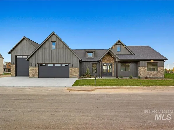 486 Joy Ave, Middleton, ID 83644