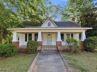511 S Pine Street, Spring Hope, NC 27882
