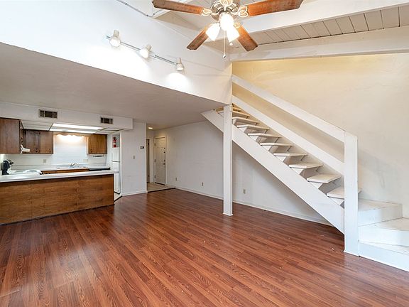 2nd image of 1349 Rumba Ln