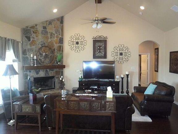 5th image of 5600 Littlefield Dr