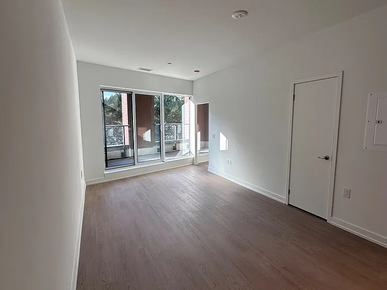 4010 Eglinton Ave W #403 — Photo 6