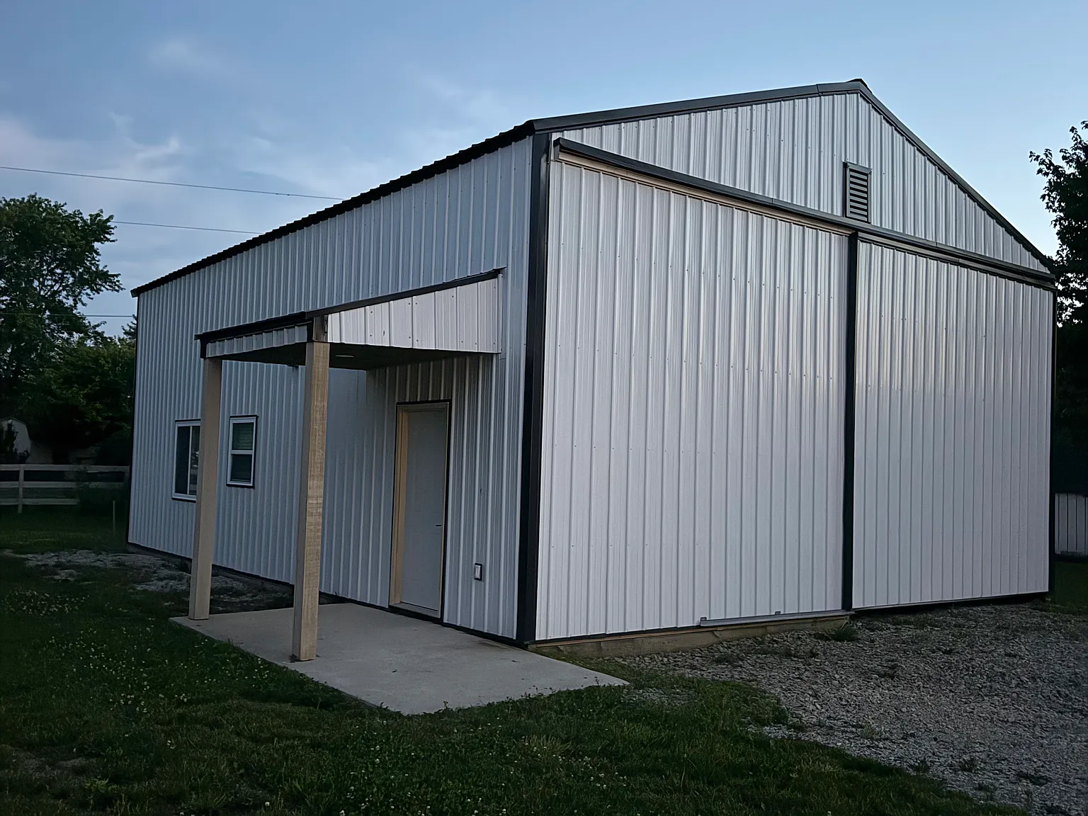 W 100 N, Greenfield — Photo 1