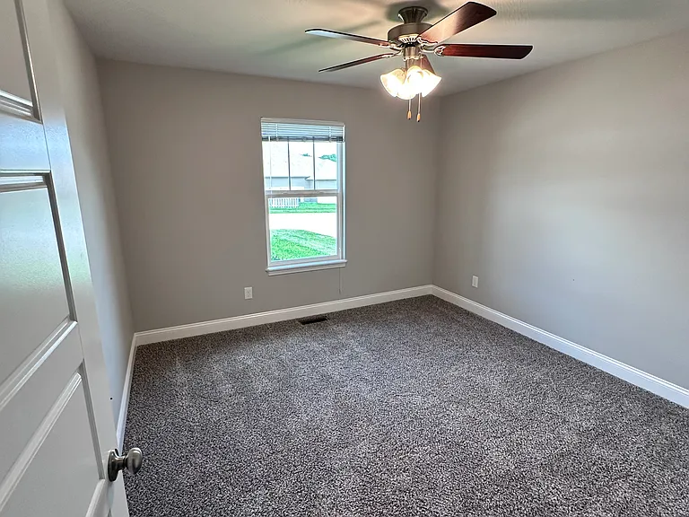 1648 N Pinnacle Ave — Photo 17