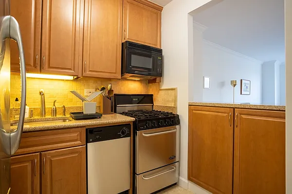 Rented by Greystar | media 66