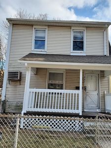 221 Tioga St, Trenton, NJ, 08609