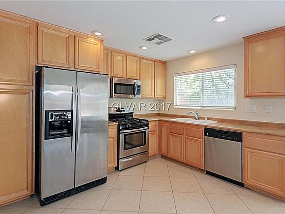 4th image of 10827 Bayview House Ave