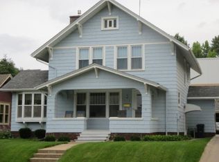 505 Washington St, Pella, IA 50219