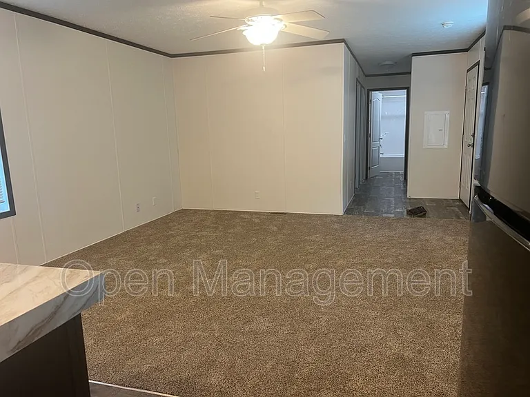 825 1st Ave E #323 — Photo 6
