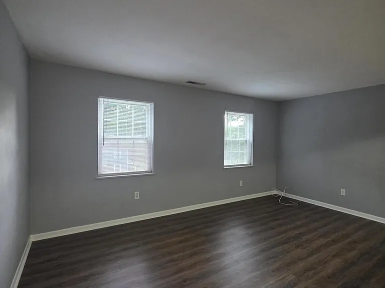 3620 Buckner Rd SW #5 — Photo 2