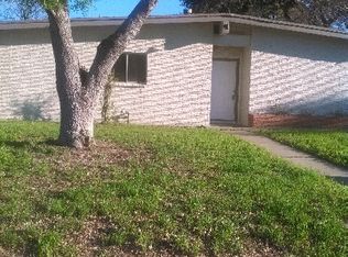 705 Iris Ln, Victoria, TX 77904