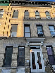 Rented by JB Mac Real Estate Inc.