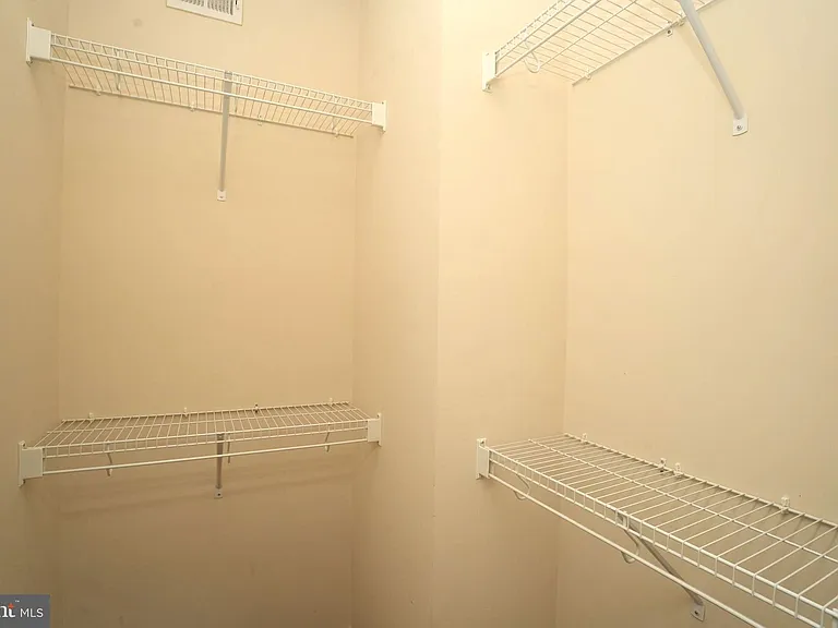 44517 Gray Wolf St — Photo 13