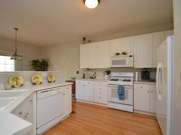4th image of 5344 Primrose Hill Dr