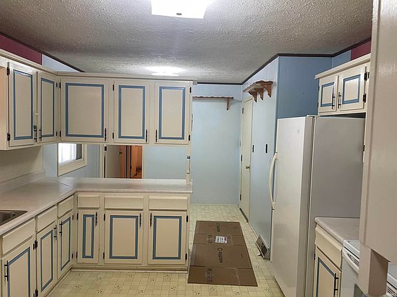 2nd image of 424 Grant St