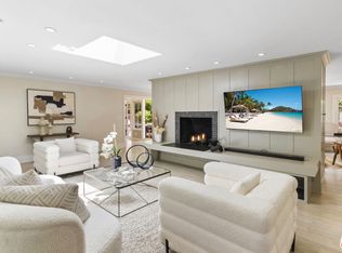 9520 Gloaming Dr, Beverly Hills, CA 90210
