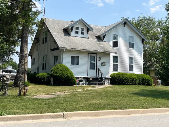 601 S Green St, Piper City, IL 60959